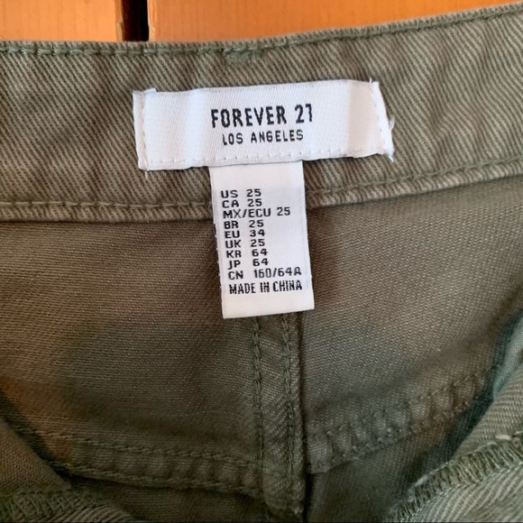 Forever 21 Women's Distressed Rolled Up Denim Shorts - Green, Size 26 - Picture 5 of 6